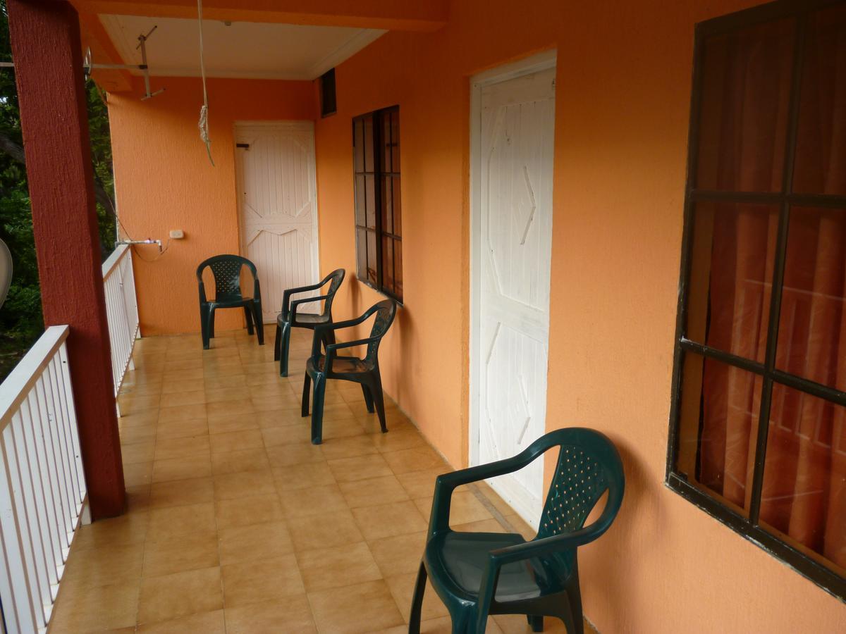 Posada Nativa Miss Casira San Andrés 외부 사진